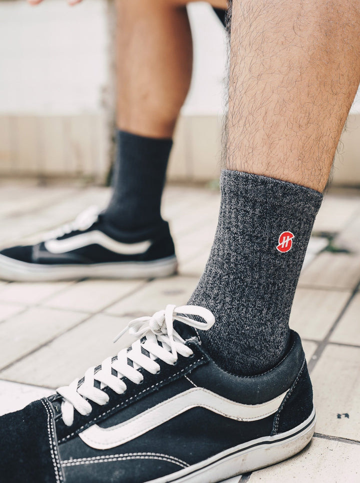 Plain Twist Black Grey